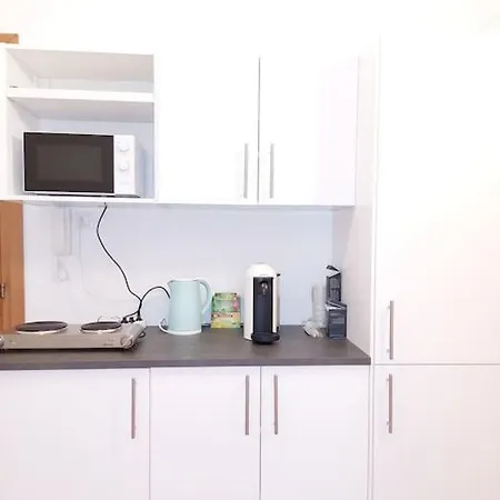 Mia - With Private Bath Center Apartamento *