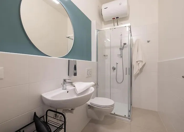 Mia - With Private Bath Center Apartamento *